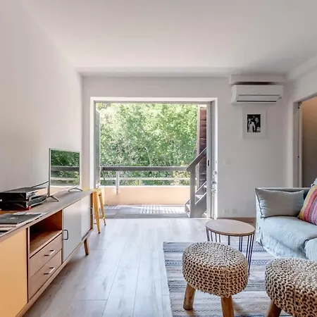 Le Bailly L Beachside & Rooftop L Shellter Apartment Saint-Tropez