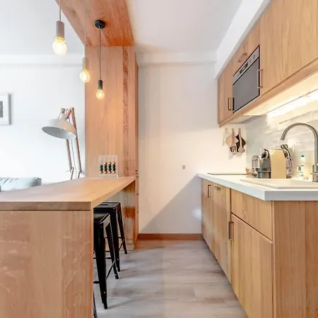 Le Bailly L Beachside & Rooftop L Shellter Saint-Tropez