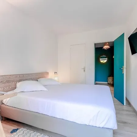 Le Bailly L Beachside & Rooftop L Shellter Appartement